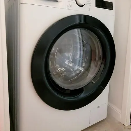 Newly Renovated 3-rooms In The Heart Of Old Cannes, Up To 6 Persons Cannes